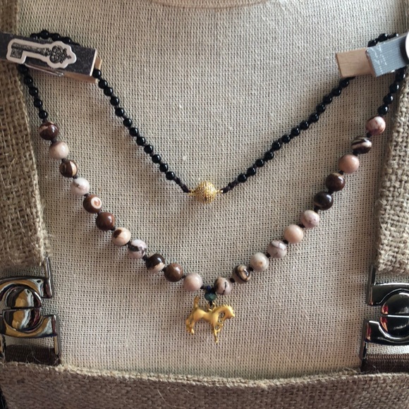 Gold Pony pendant on zebra beads - Picture 1 of 3